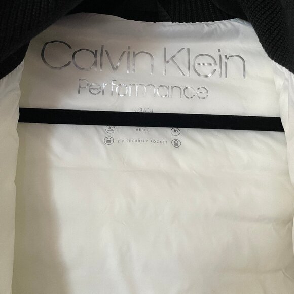 Calvin Klein Women's Puffer Jacket White/Black Size S - Picture 3 of 4